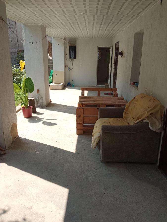 Cozy Apartment In The Centre Of Κουτάισι Εξωτερικό φωτογραφία