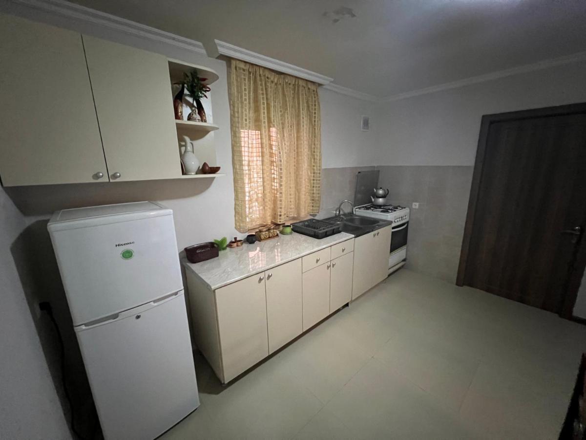 Cozy Apartment In The Centre Of Κουτάισι Εξωτερικό φωτογραφία